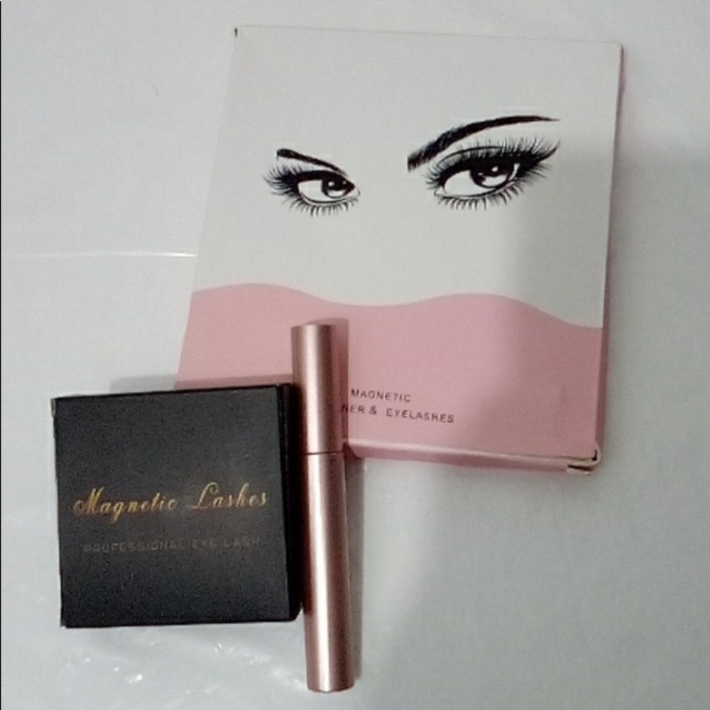 SET OF 3 PAIRS OF 3D MAGNETIC MINK LASHES WITH MAGNETIC EYELINER AND TWEEZERS - Picture 6 of 10